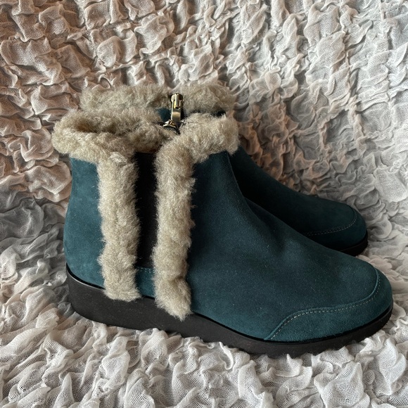 💥NWT💥 Ron White Adaley Faux Shearling Trimmed boot - Picture 9 of 12
